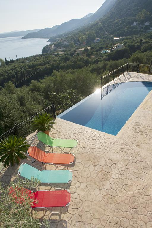 Kwatera prywatna Daniella With Private Pool *
